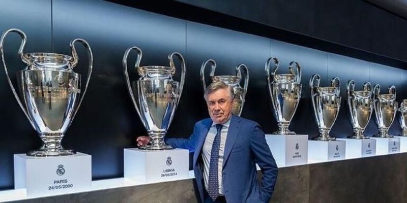 Thắc mắc được nhiều fan tò mò đến  HLV Carlo Ancelotti